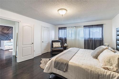 3562 Aquinas Avenue, Mississauga, ON - Indoor Photo Showing Bedroom