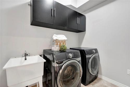 166 Bellagio Avenue, Stoney Creek, ON - Indoor Photo Showing Laundry Room