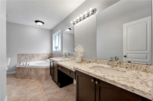 166 Bellagio Avenue, Stoney Creek, ON - Indoor Photo Showing Bathroom