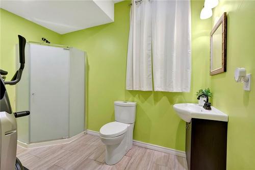 166 Bellagio Avenue, Stoney Creek, ON - Indoor Photo Showing Bathroom