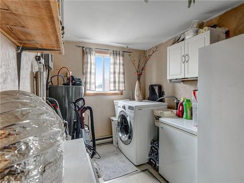 11 Darlene Drive, Nanticoke, ON - Indoor Photo Showing Laundry Room