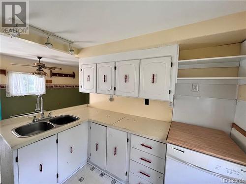 251 Estey Road, Waterville, NB - Indoor Photo Showing Kitchen With Double Sink