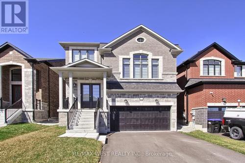 1340 Blackmore St, Innisfil, ON - Outdoor With Facade