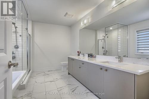 1340 Blackmore St, Innisfil, ON - Indoor Photo Showing Bathroom