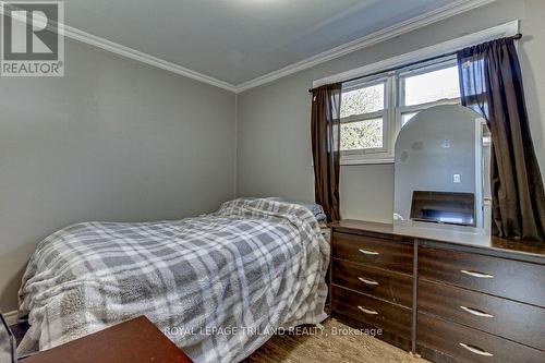 62 First Avenue, St. Thomas, ON - Indoor Photo Showing Bedroom