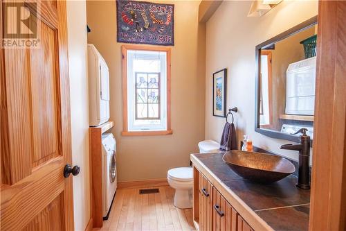 7448 River Road, Palmer Rapids, ON - Indoor Photo Showing Bathroom