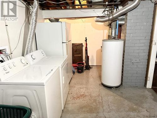 16 Devonshire St, Kapuskasing, ON - Indoor Photo Showing Laundry Room