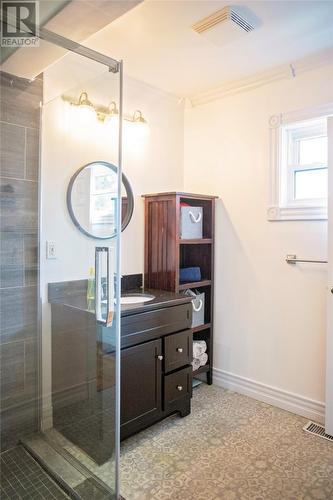 22 Fitzmaurice Road, Gander, NL - Indoor Photo Showing Bathroom