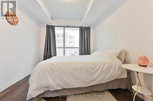 #1309 -89 Dunfield Ave, Toronto, ON - Indoor Photo Showing Bedroom