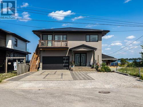 919 Adams Rd, Innisfil, ON - Outdoor With Balcony With Facade