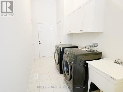 159 Fallharvest Way, Whitchurch-Stouffville, ON - Indoor Photo Showing Laundry Room