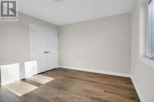 6925 Royal Magnolia Avenue E, London, ON - Indoor Photo Showing Other Room