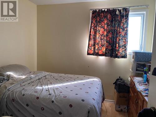 229 9Th  S Avenue, Creston, BC - Indoor Photo Showing Bedroom