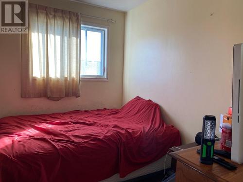 229 9Th  S Avenue, Creston, BC - Indoor Photo Showing Bedroom