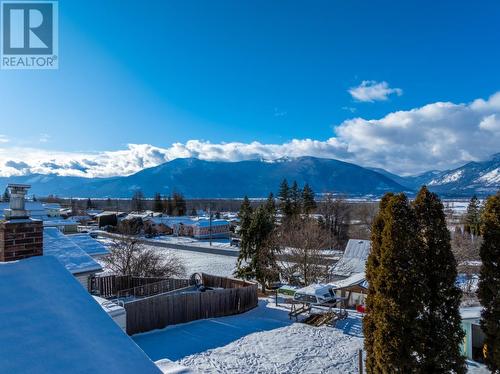 229 9Th  S Avenue, Creston, BC - Outdoor With View