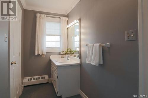 234 Bedell Avenue, Saint John, NB - Indoor Photo Showing Bathroom