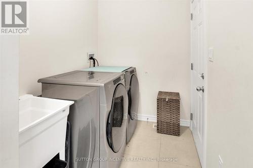 25 Lake Trail Way, Whitby, ON - Indoor Photo Showing Laundry Room