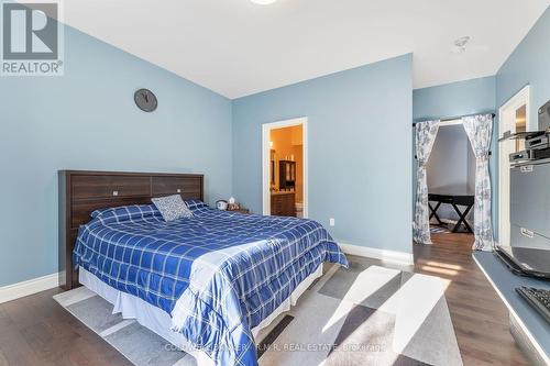 7 Os James Hunt Crt Crt, Uxbridge, ON - Indoor Photo Showing Bedroom