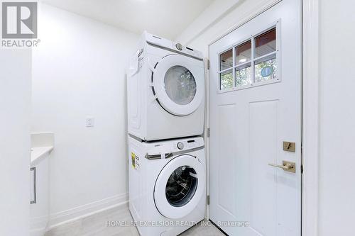 413 Carrville Road, Richmond Hill, ON - Indoor Photo Showing Laundry Room