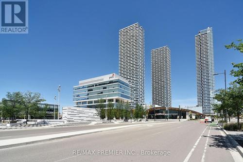 #1703 -1000 Portage Pkwy, Vaughan, ON - Outdoor With Facade