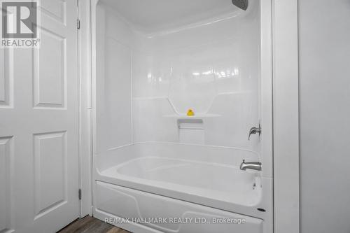 1140 Somerville 3Rd Conc., Kawartha Lakes, ON - Indoor Photo Showing Bathroom