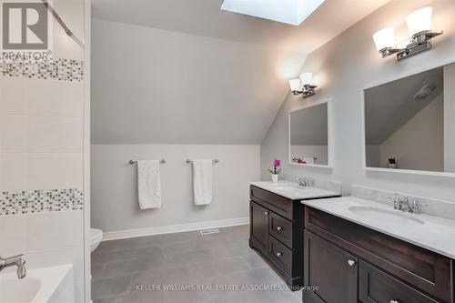 1492 Broadmoor Ave, Mississauga, ON - Indoor Photo Showing Bathroom