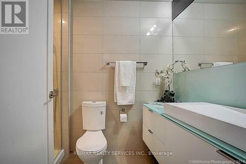 #1608 -300 Front St W, Toronto, ON - Indoor Photo Showing Bathroom
