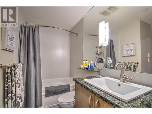 7343 Okanagan Landing Road Unit# 2107, Vernon, BC - Indoor Photo Showing Bathroom
