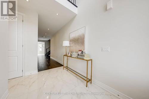 444 Seaview Heights, East Gwillimbury, ON - Indoor Photo Showing Other Room