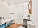 Bathroom - 371 Rue Argyle, Montréal (Verdun/Île-Des-Soeurs), QC  - Indoor Photo Showing Bathroom 
