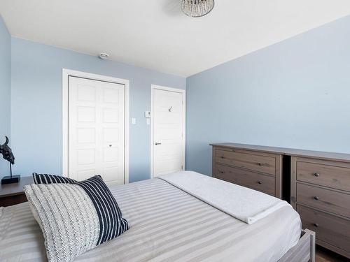 Master bedroom - 5-63 Rue Lamontagne, Saint-Apollinaire, QC - Indoor Photo Showing Bedroom