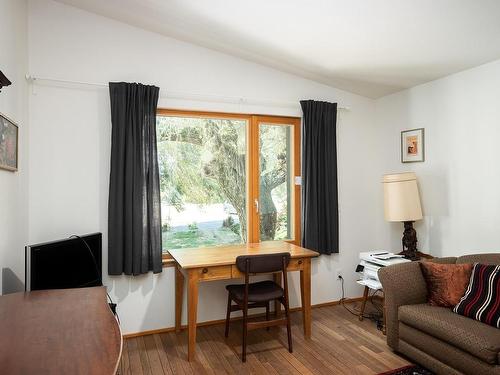 5353 Gore Langton Rd, Duncan, BC - Indoor Photo Showing Other Room