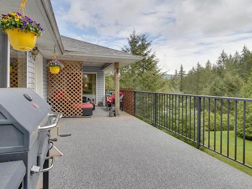 4547 Wellington Ave, Port Alberni, BC - Outdoor With Deck Patio Veranda