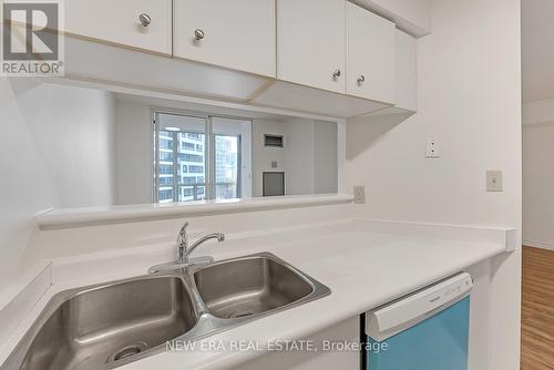 #1109 -24 Wellesley St W, Toronto, ON - Indoor Photo Showing Kitchen With Double Sink