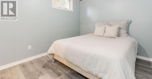 44 Stroud Crescent, Wasaga Beach, ON - Indoor Photo Showing Bedroom