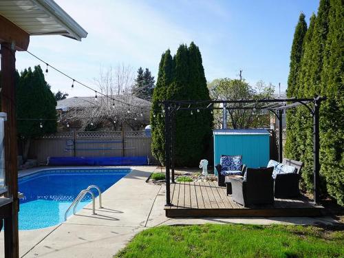 248 Chestnut Ave, Kamloops, BC - Outdoor With In Ground Pool With Backyard