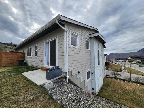 101-1993 Qu'Appelle Blvd, Kamloops, BC - Outdoor With Exterior