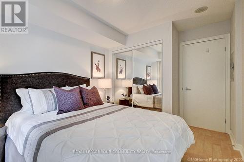 #611 -300 Bloor St E, Toronto, ON - Indoor Photo Showing Bedroom