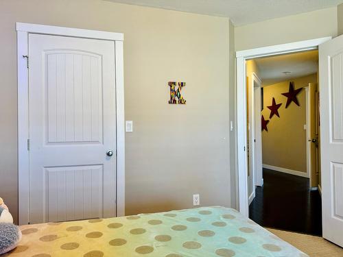 139 Wattsville Road, Cranbrook, BC - Indoor Photo Showing Bedroom