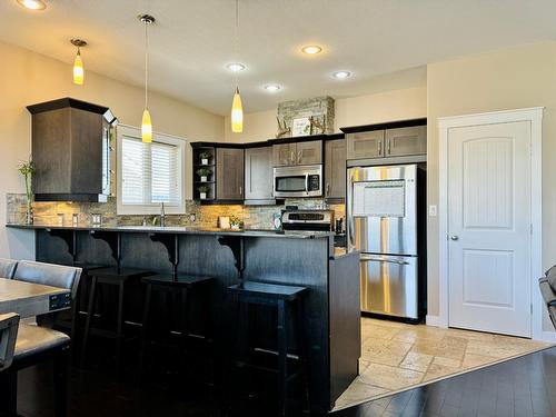 139 Wattsville Road, Cranbrook, BC - Indoor Photo Showing Kitchen With Upgraded Kitchen