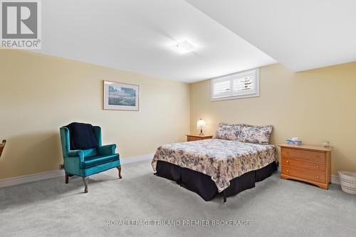 5 Blue Heron Drive, Middlesex Centre, ON - Indoor Photo Showing Bedroom