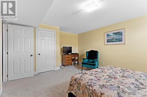 5 Blue Heron Drive, Middlesex Centre, ON - Indoor Photo Showing Bedroom