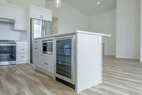 1607 1St Avenue S, Cranbrook, BC - Indoor Photo Showing Kitchen