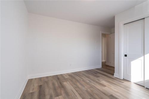 4289 Mountain Street|Unit #3, Beamsville, ON - Indoor Photo Showing Other Room