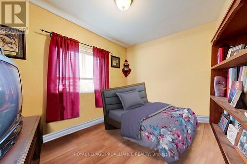 2458 Hwy 506, North Frontenac, ON - Indoor Photo Showing Bedroom