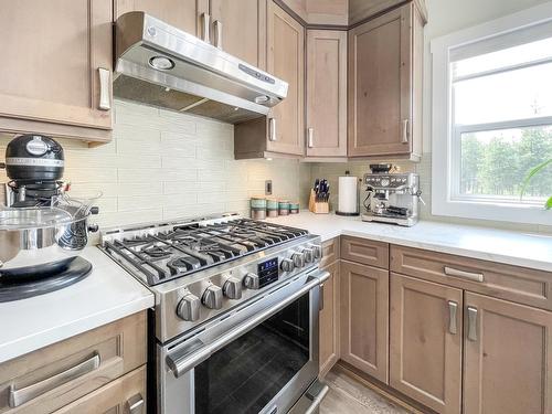 2941 Westview Road, Cranbrook, BC - Indoor Photo Showing Kitchen With Upgraded Kitchen