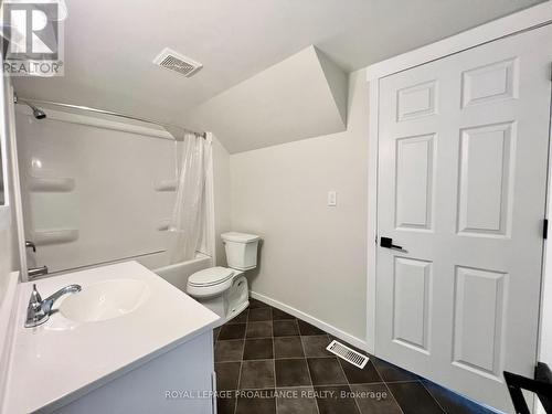 51 Reddick St, Prince Edward County, ON - Indoor Photo Showing Bathroom