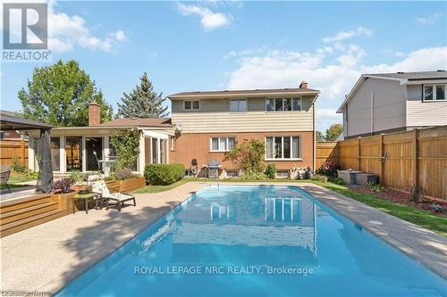 19 Lindbergh Dr, Fort Erie, ON - Outdoor With In Ground Pool
