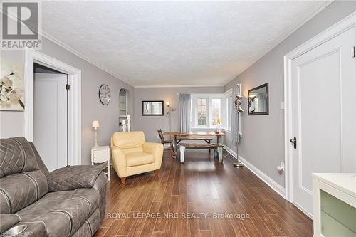 171 Geneva Street, St. Catharines, ON - Indoor Photo Showing Living Room