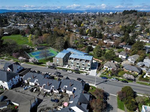 119-1720 Fairfield Rd, Victoria, BC - Outdoor With View